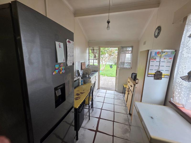 2 Bedroom Property for Sale in Ruyterwacht Western Cape